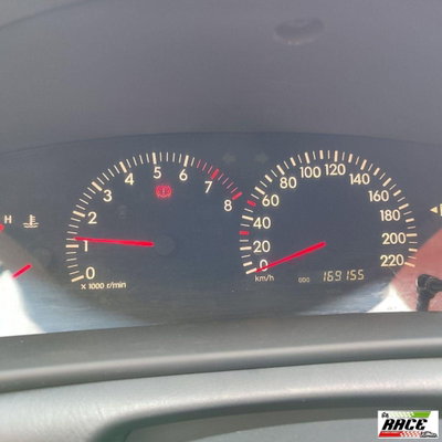 Toyota Corolla 1.6 16V 5 porte (11)