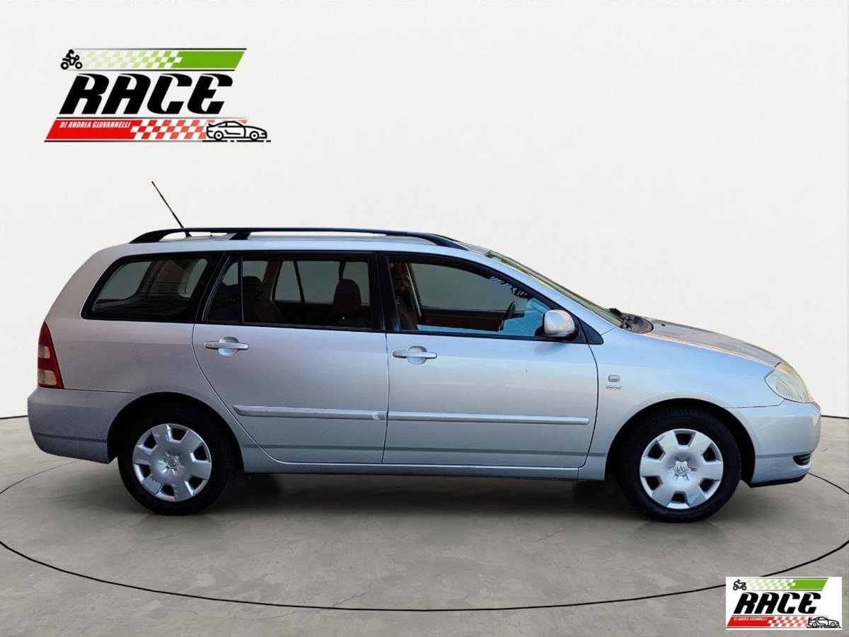 Toyota Corolla 1.6 16V 5 porte (7)