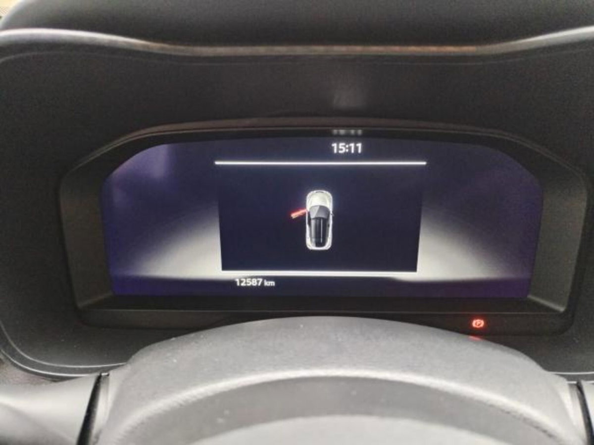 Nissan Juke 1.0 dig-t Acenta 114cv (15)