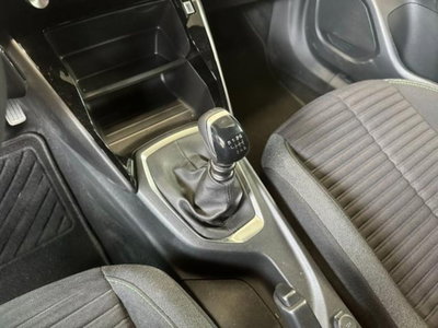 Peugeot 2008 PureTech 100 S&S Allure (16)
