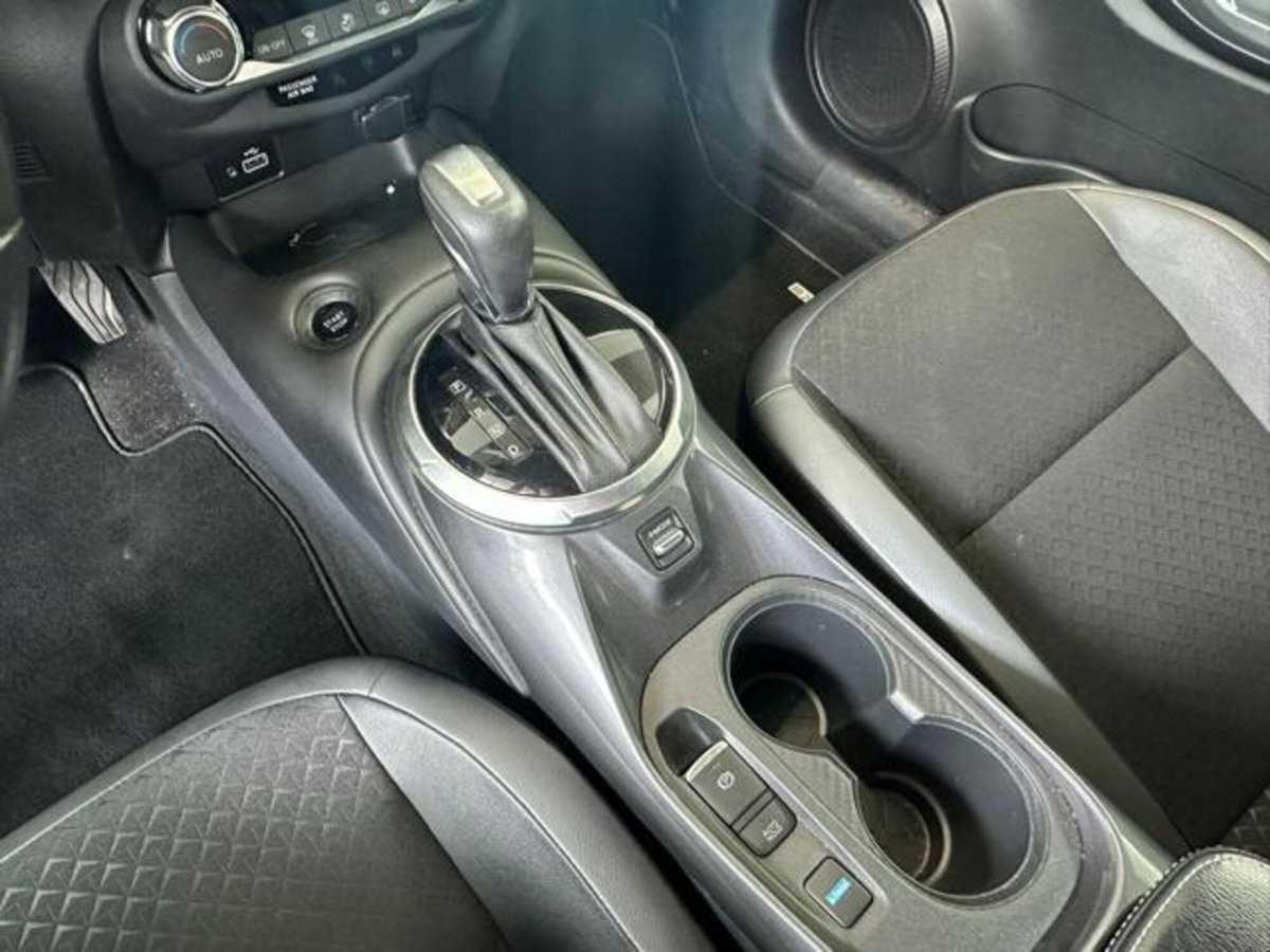 Nissan Juke 1.6 hev N-Connecta (17)