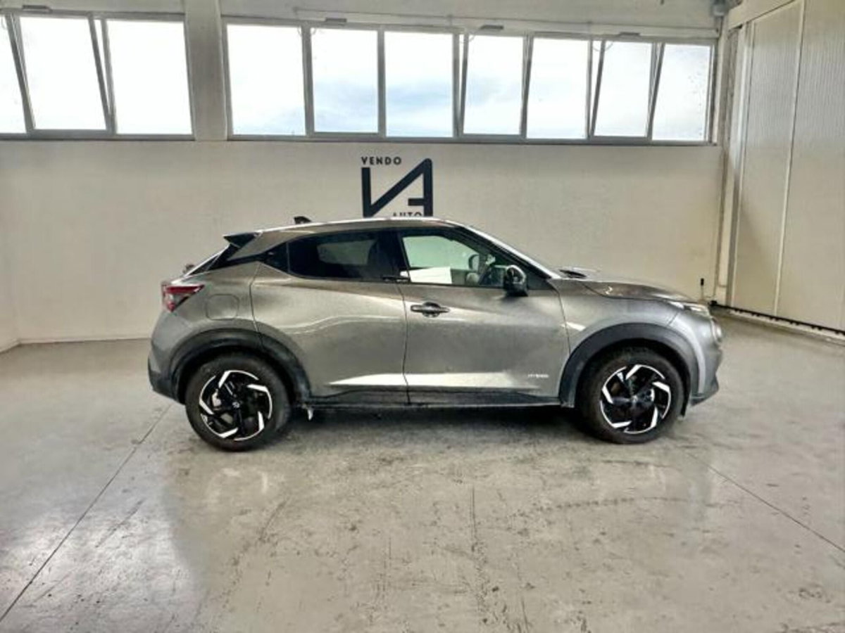 Nissan Juke 1.6 hev N-Connecta (8)