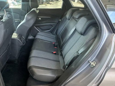 Peugeot 3008 BlueHDi 130 S&S EAT8 Allure Pack (12)