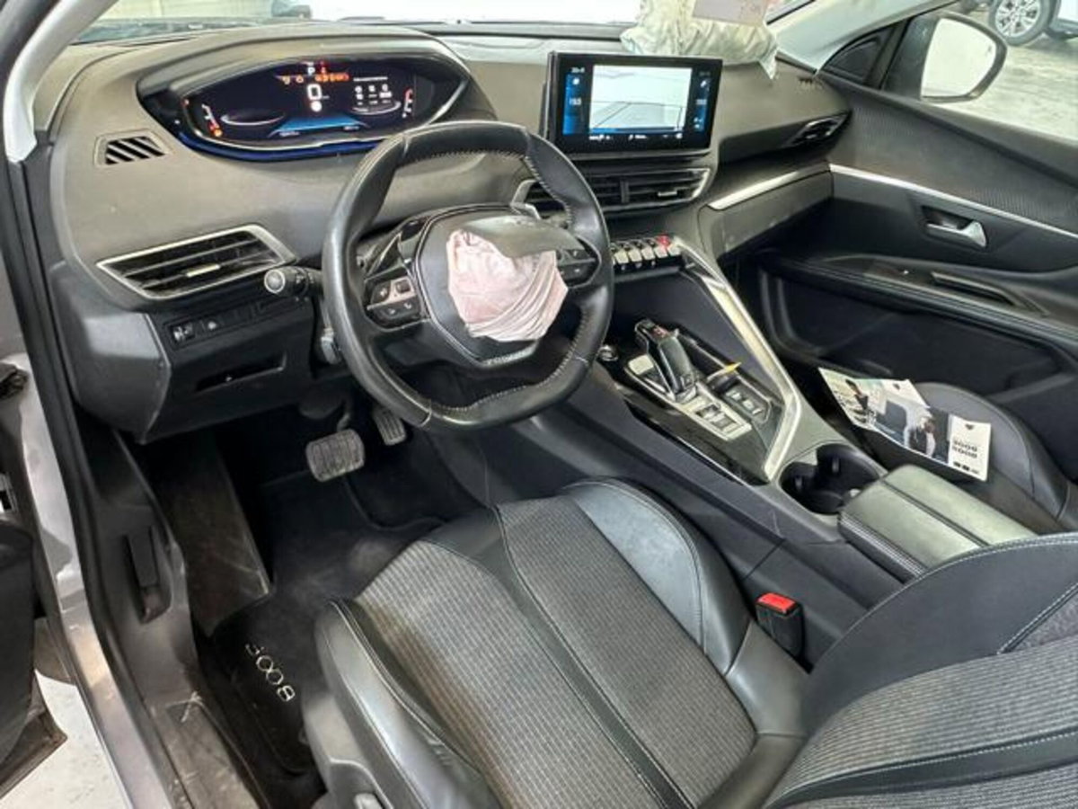 Peugeot 3008 BlueHDi 130 S&S EAT8 Allure Pack (13)