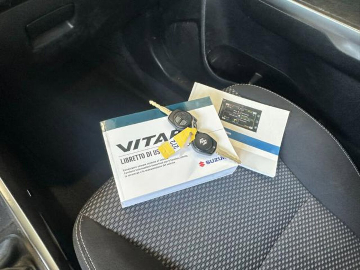 Suzuki Vitara 1.4 Hybrid Easy Cool (20)