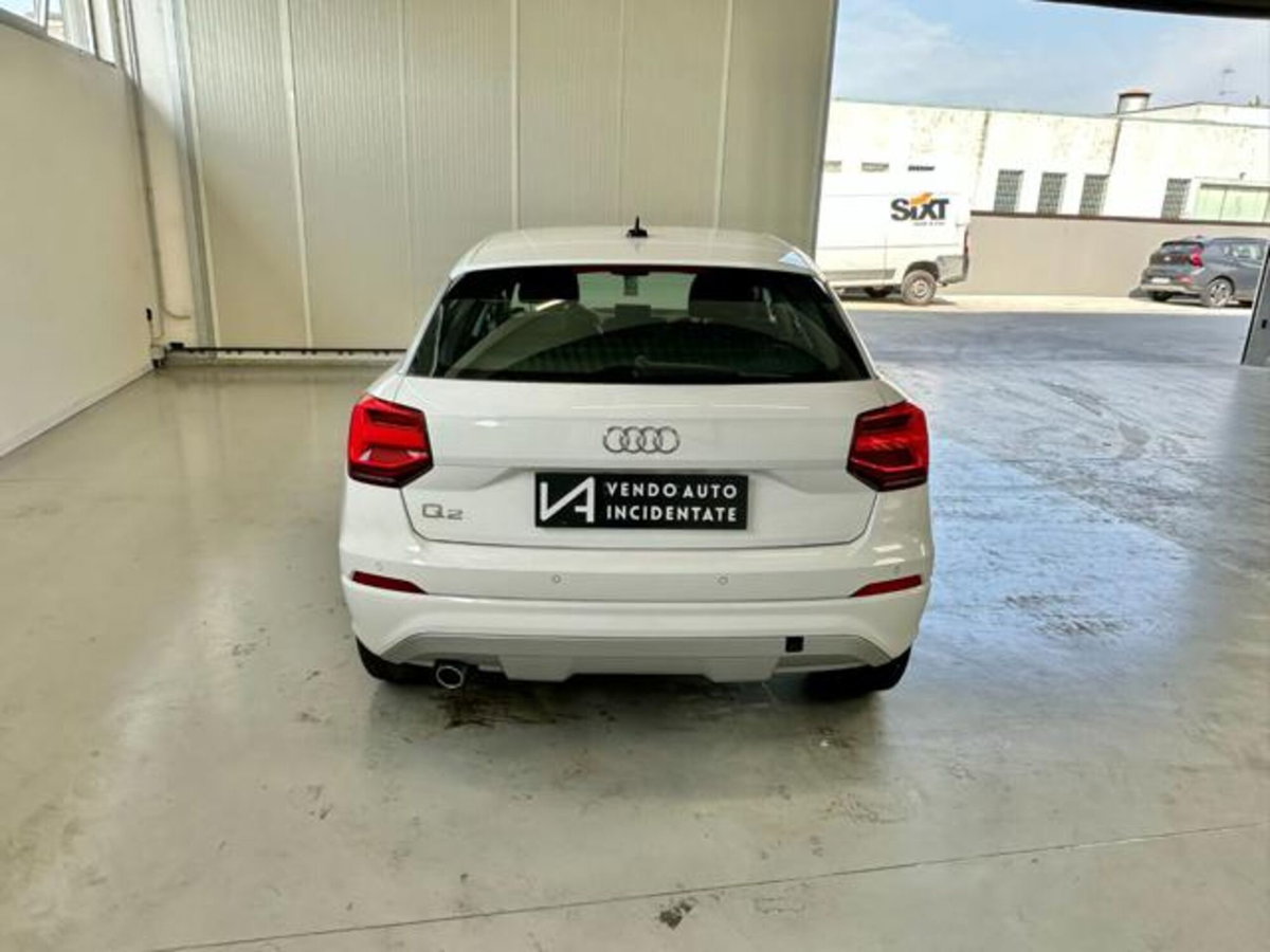Audi Q2 Q2 30 TFSI Identity Black (6)