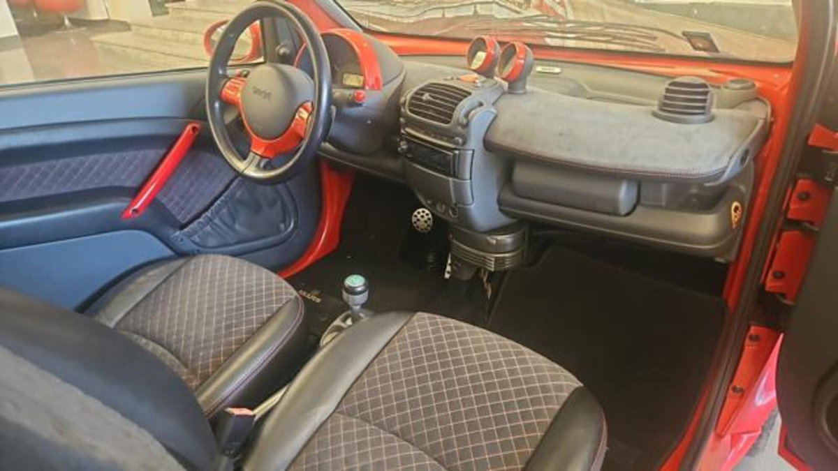 smart Fortwo 700 coupé Brabus (55 kW) (5)
