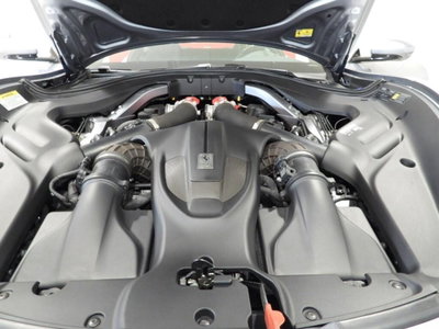 Ferrari Roma Spider 3.9 F1 dct (8)
