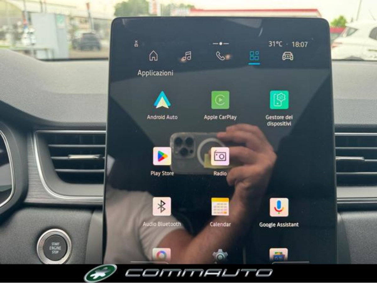 Mitsubishi Grandis 1.8 hev Instyle AT (16)