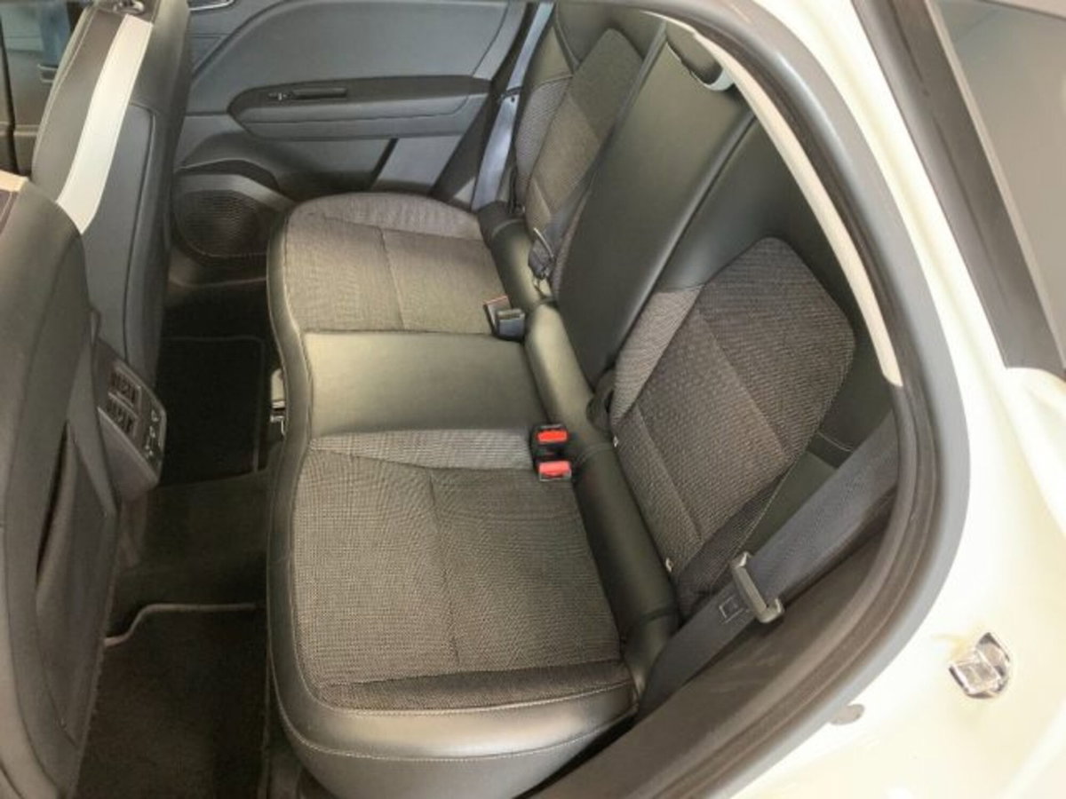 Renault Captur Blue dCi 115 CV EDC Intens (16)