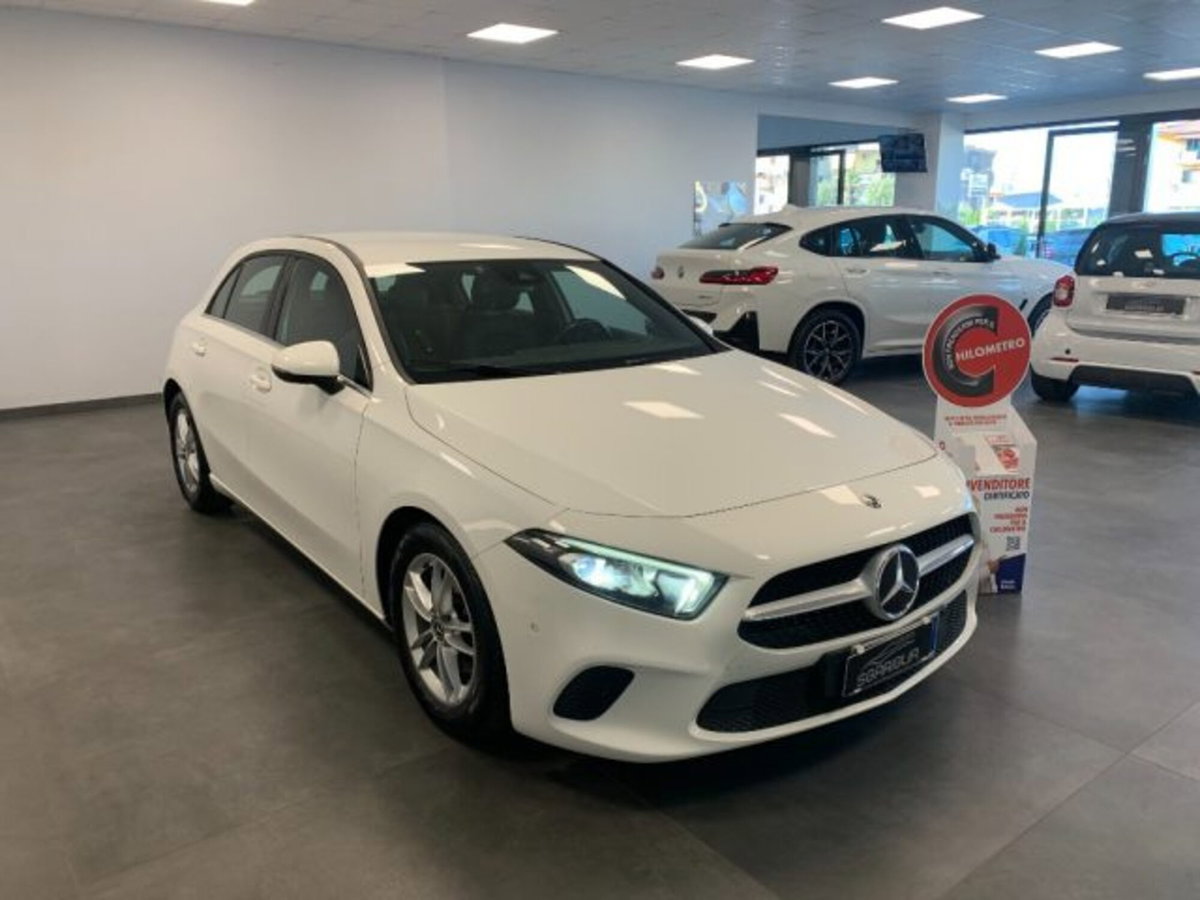 Mercedes-Benz Classe A Sedan 180 d 4p. Sport