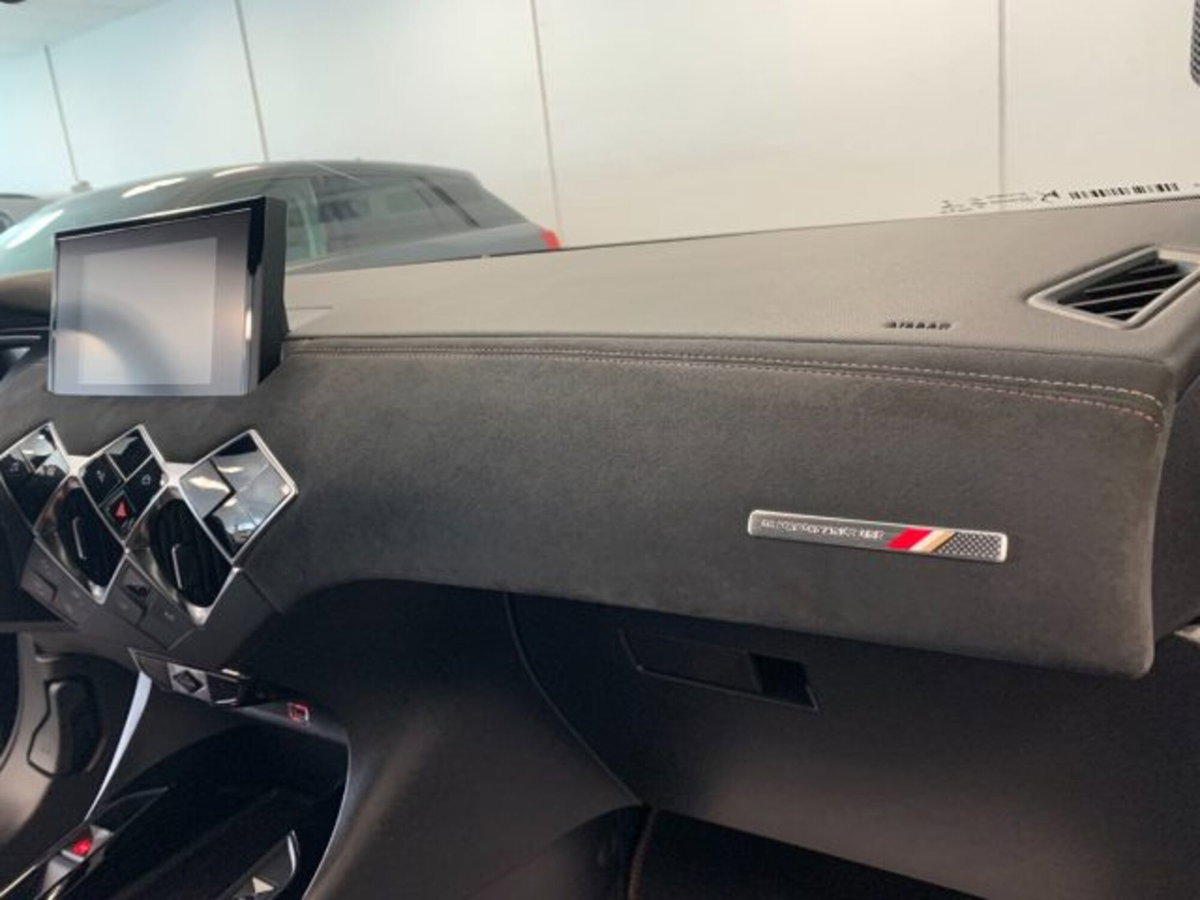 Ds DS 3 DS 3 Crossback BlueHDi 130 aut. Performance Line (17)