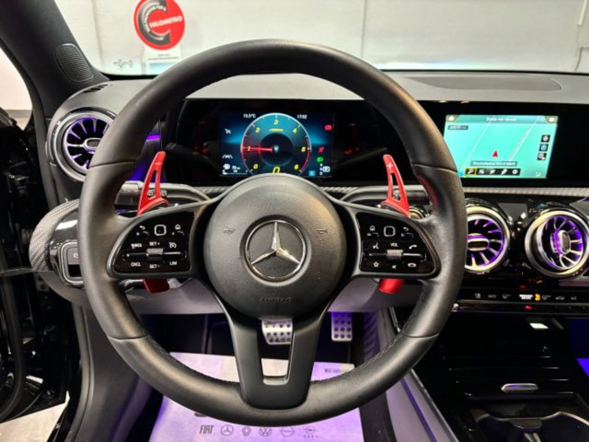 Mercedes-Benz Classe A 180 d AMG Line Premium Plus auto (8)