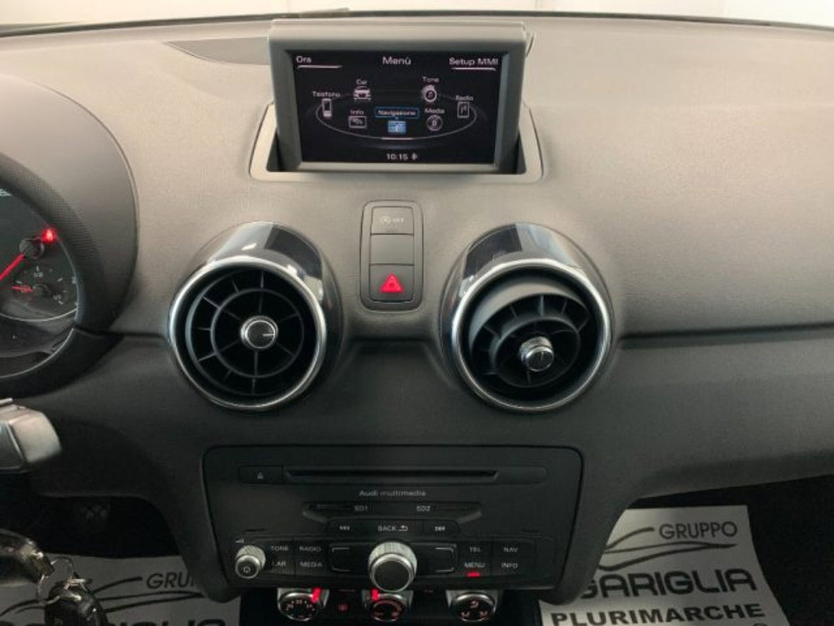 Audi A1 Sportback 1.6 TDI 105 CV Ambition (10)