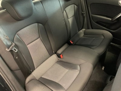 Audi A1 Sportback 1.6 TDI 105 CV Ambition (14)