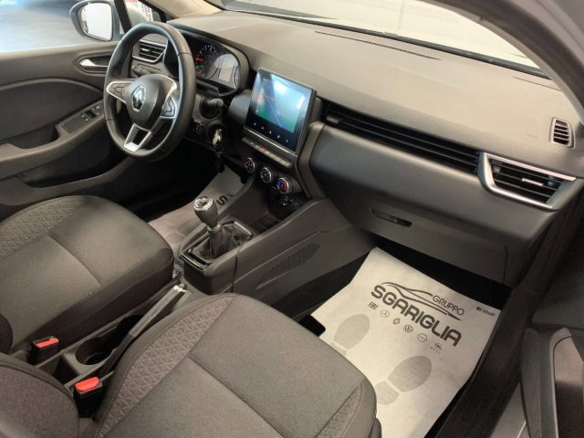 Renault Clio 1.0 tce Techno Gpl 100cv (13)
