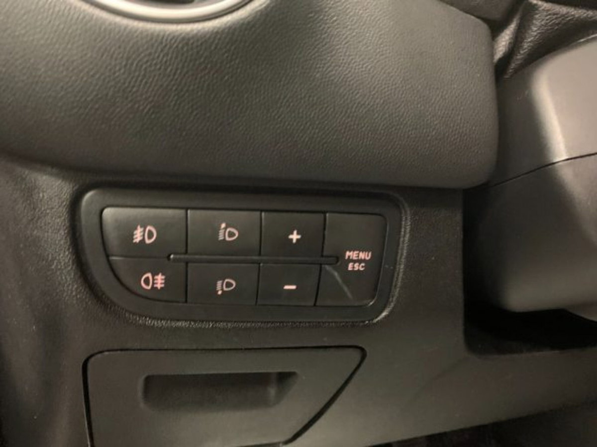 Fiat Punto 1.4 8V 5 porte Natural Power Lounge (17)