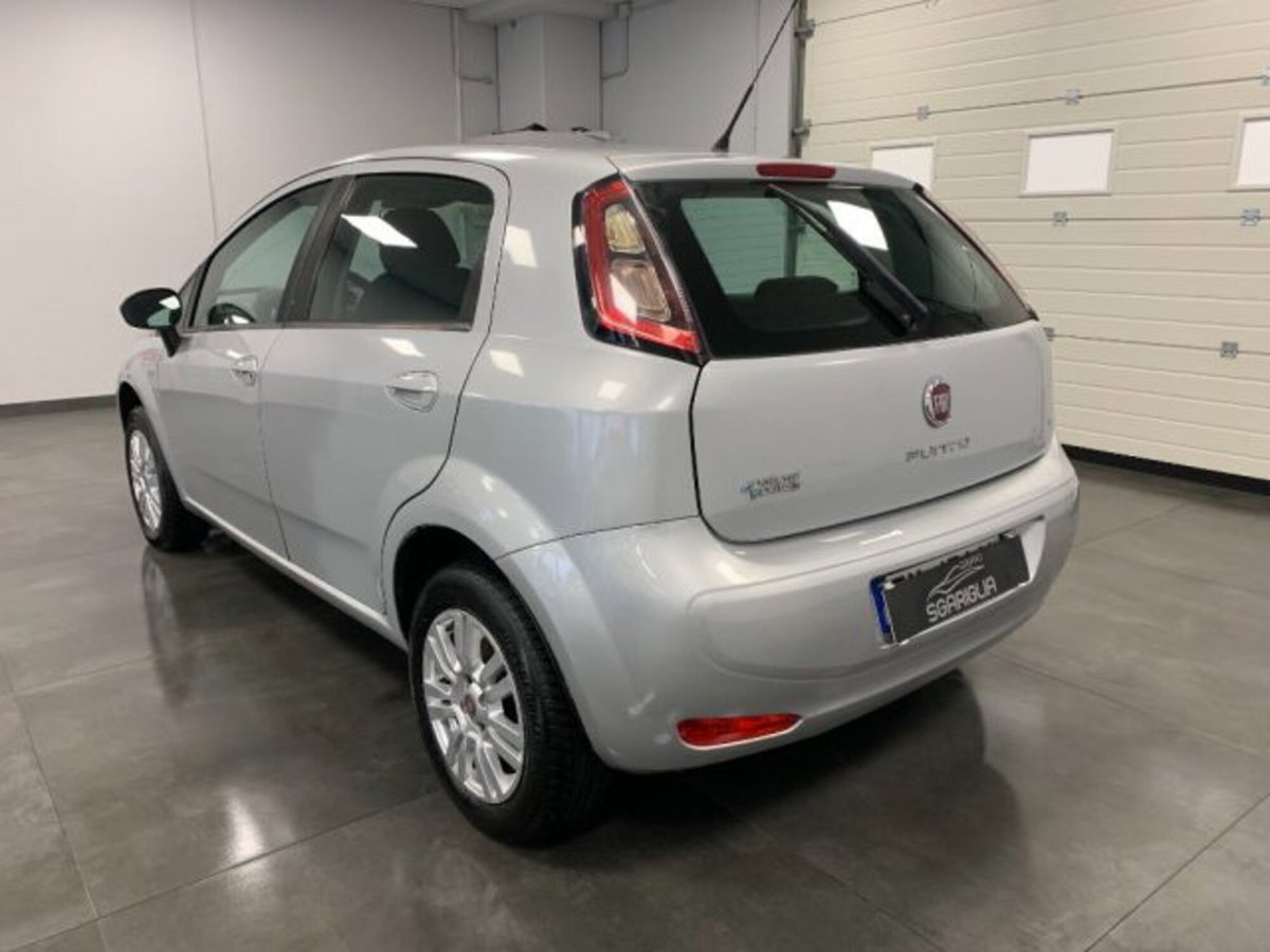 Fiat Punto 1.4 8V 5 porte Natural Power Lounge (4)