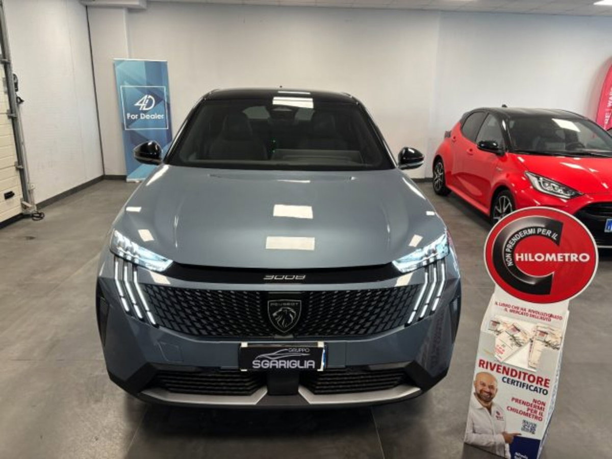 Peugeot 3008 1.2 hybrid GT Exclusive 145cv e-dcs6 (2)