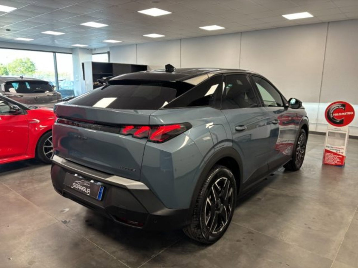 Peugeot 3008 1.2 hybrid GT Exclusive 145cv e-dcs6 (4)