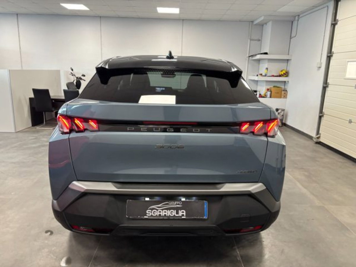 Peugeot 3008 1.2 hybrid GT Exclusive 145cv e-dcs6 (5)