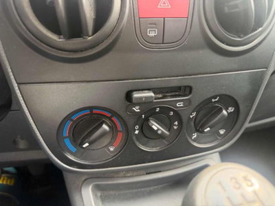 Peugeot Bipper Mix 1.4 HDi 70CV (17)