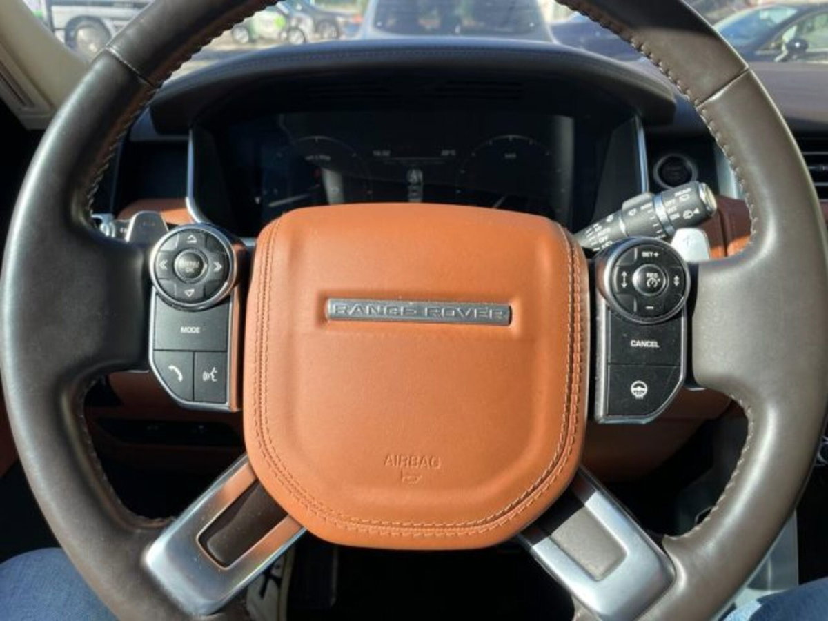 Land Rover Range Rover 4.4 SDV8 Autobiography (9)