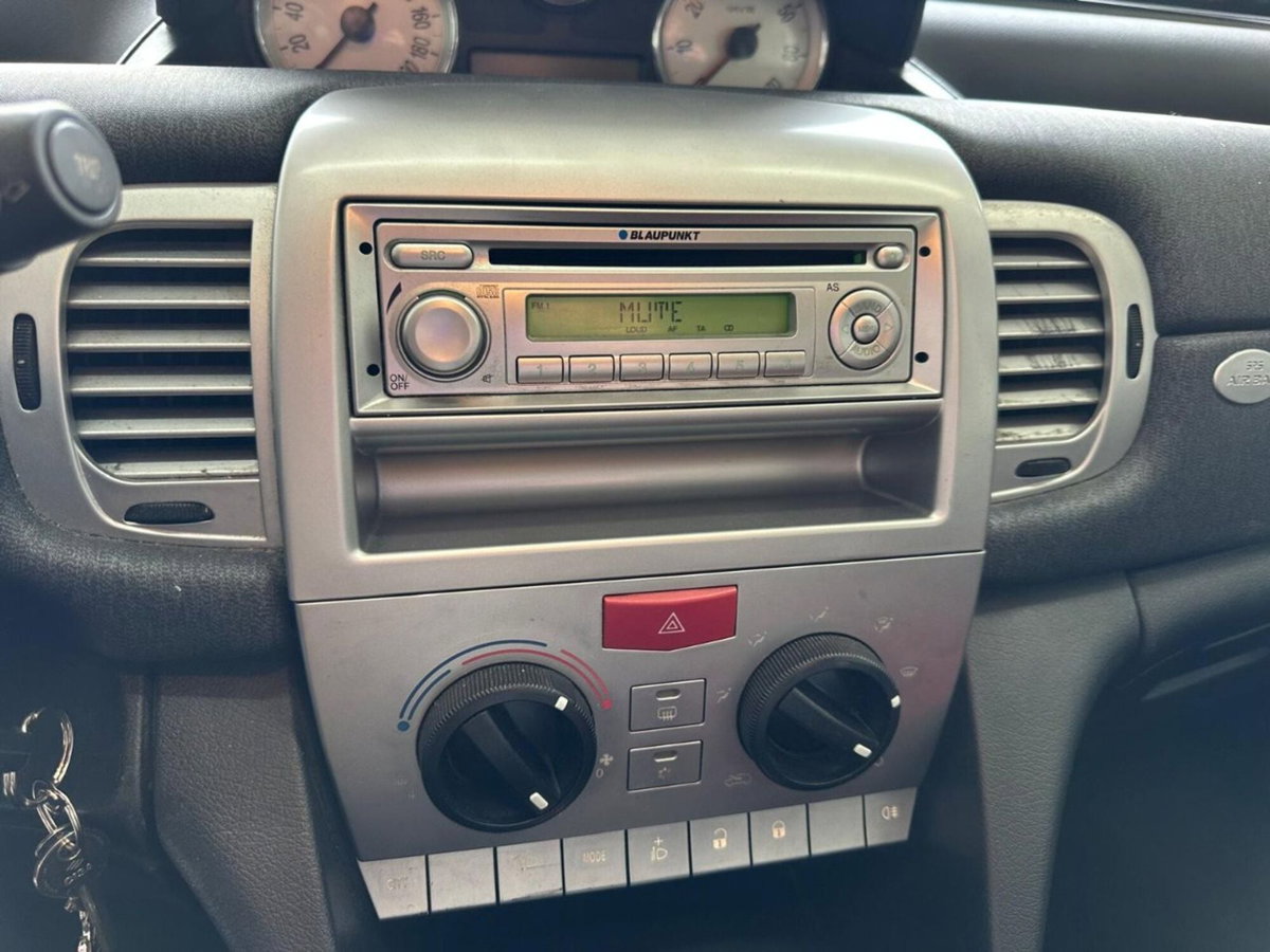 Lancia Ypsilon 1.2 (18)