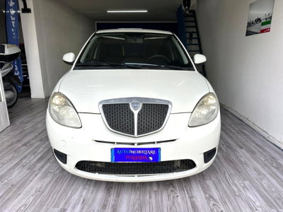 Lancia Ypsilon 1.2 (3)