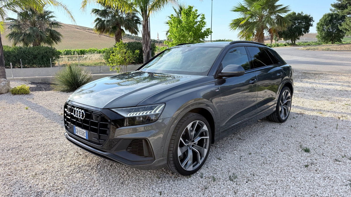 Audi Q8 Q8 50 TDI 286 CV quattro tiptronic Sport