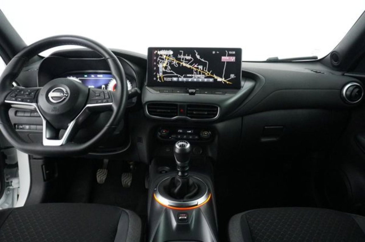 Nissan Juke 1.0 dig-t N-Connecta 114cv (9)