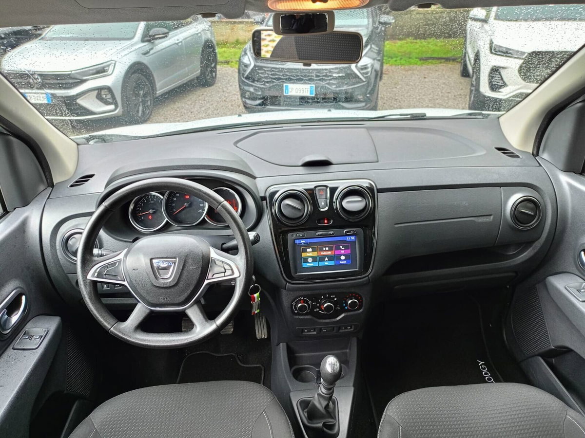 Dacia Lodgy 1.5 Blue dCi 8V 115CV Start&Stop 7 posti Serie Speciale Wow (8)