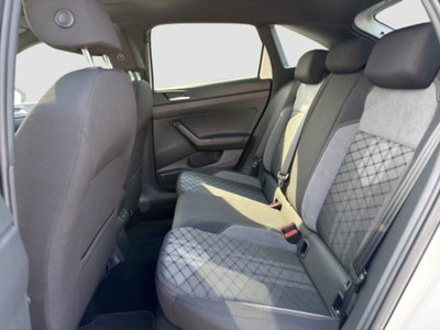 Volkswagen Taigo 1.0 tsi R-Line 115cv dsg (11)