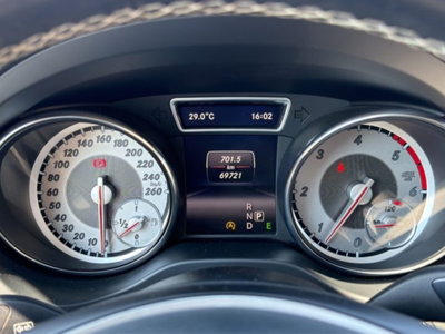 Mercedes-Benz CLA Shooting Brake 200 d Automatic Sport Night (14)