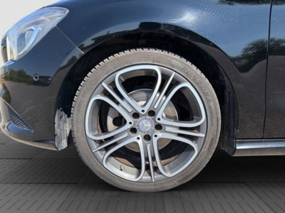 Mercedes-Benz CLA Shooting Brake 200 d Automatic Sport Night (16)
