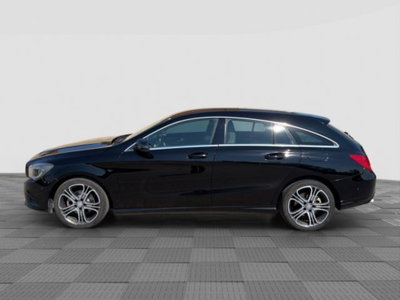 Mercedes-Benz CLA Shooting Brake 200 d Automatic Sport Night (2)