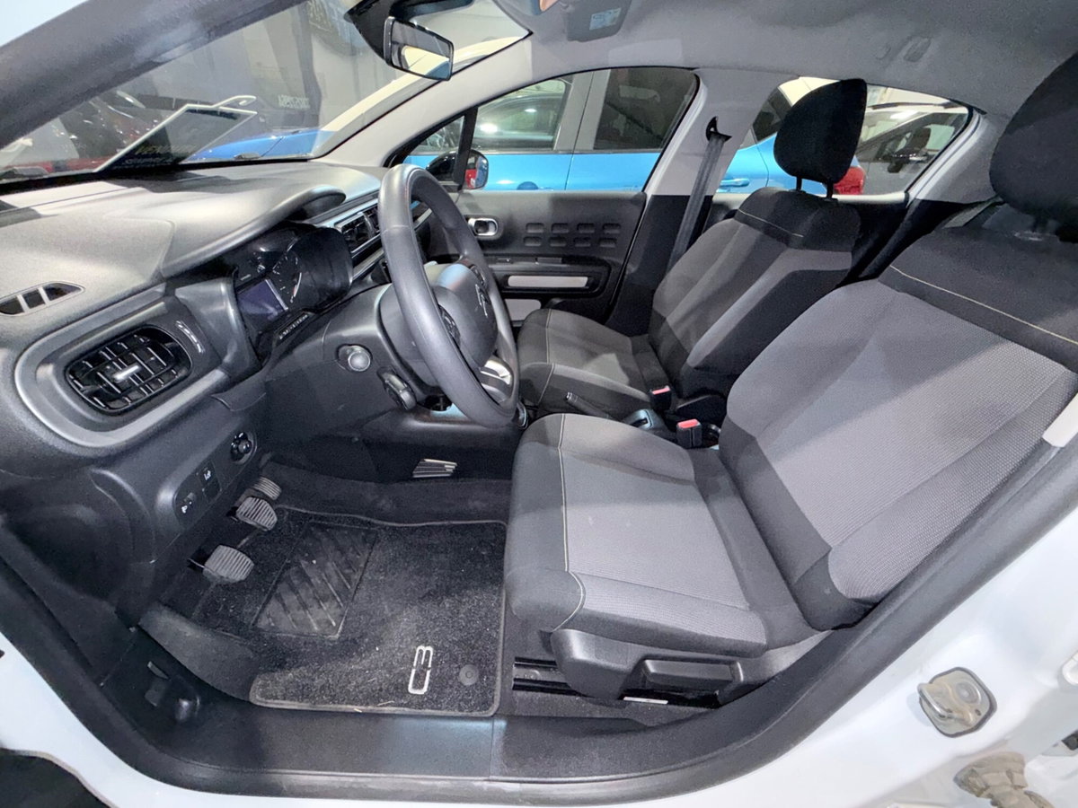 Citroen C3 BlueHDi 100 S&S Feel (8)