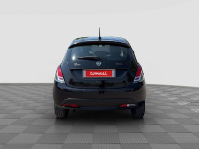 Lancia Ypsilon 1.0 FireFly 5 porte S&S Hybrid Ecochic Gold (4)