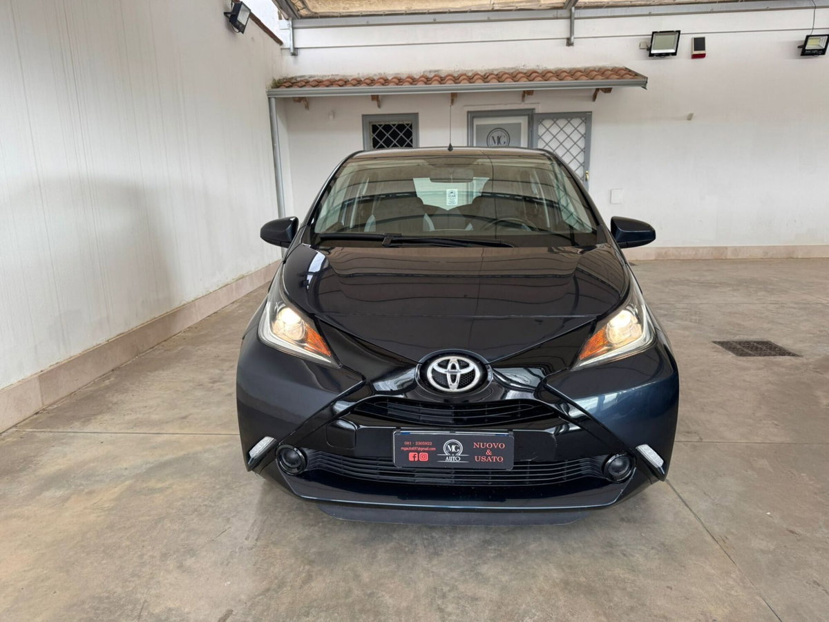 Toyota Aygo 1.0 VVT-i 69 CV 5 porte x-cool TSS