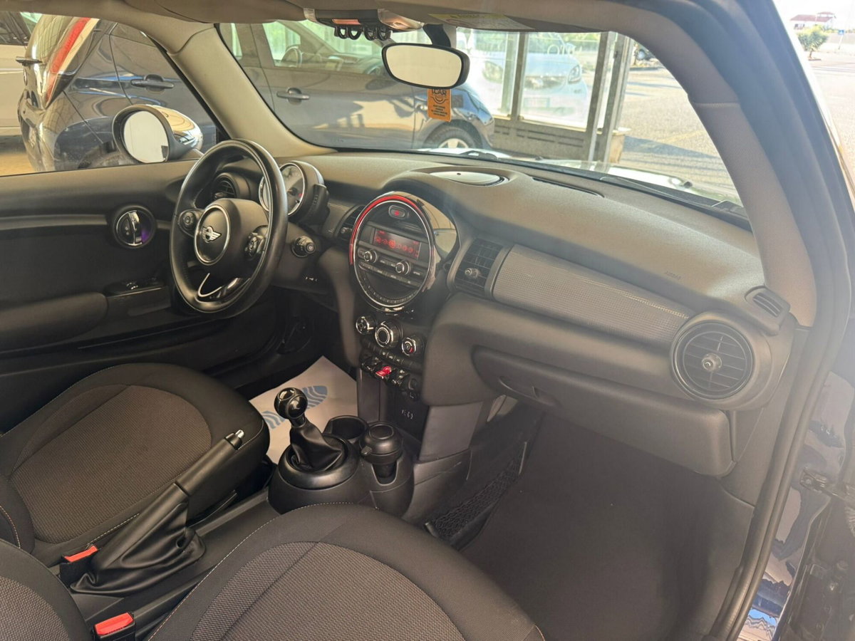 MINI Mini Clubman 1.6 16V One D Clubman (14)