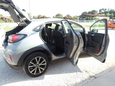 Ford Puma 1.0 EcoBoost Hybrid 125 CV S&S aut. Titanium X (11)