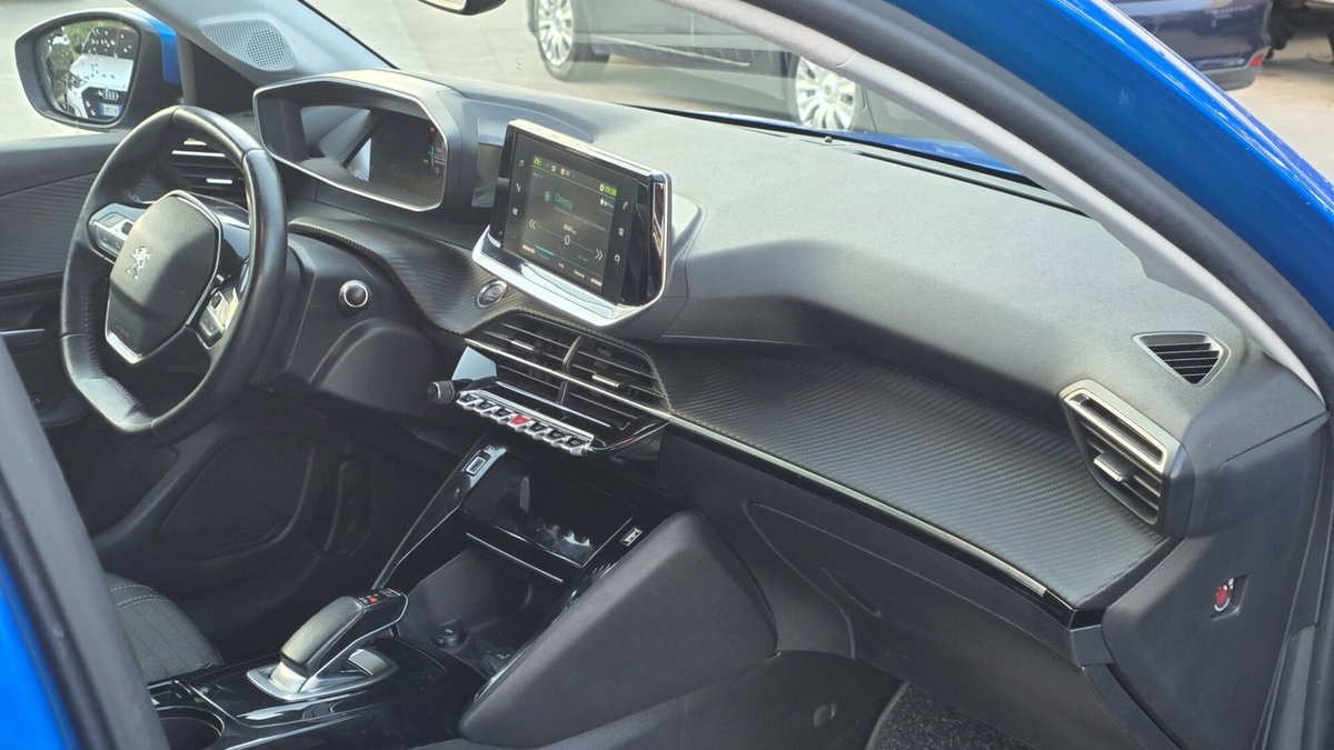Peugeot 208 motore elettrico 136 CV 5 porte Allure Pack (12)