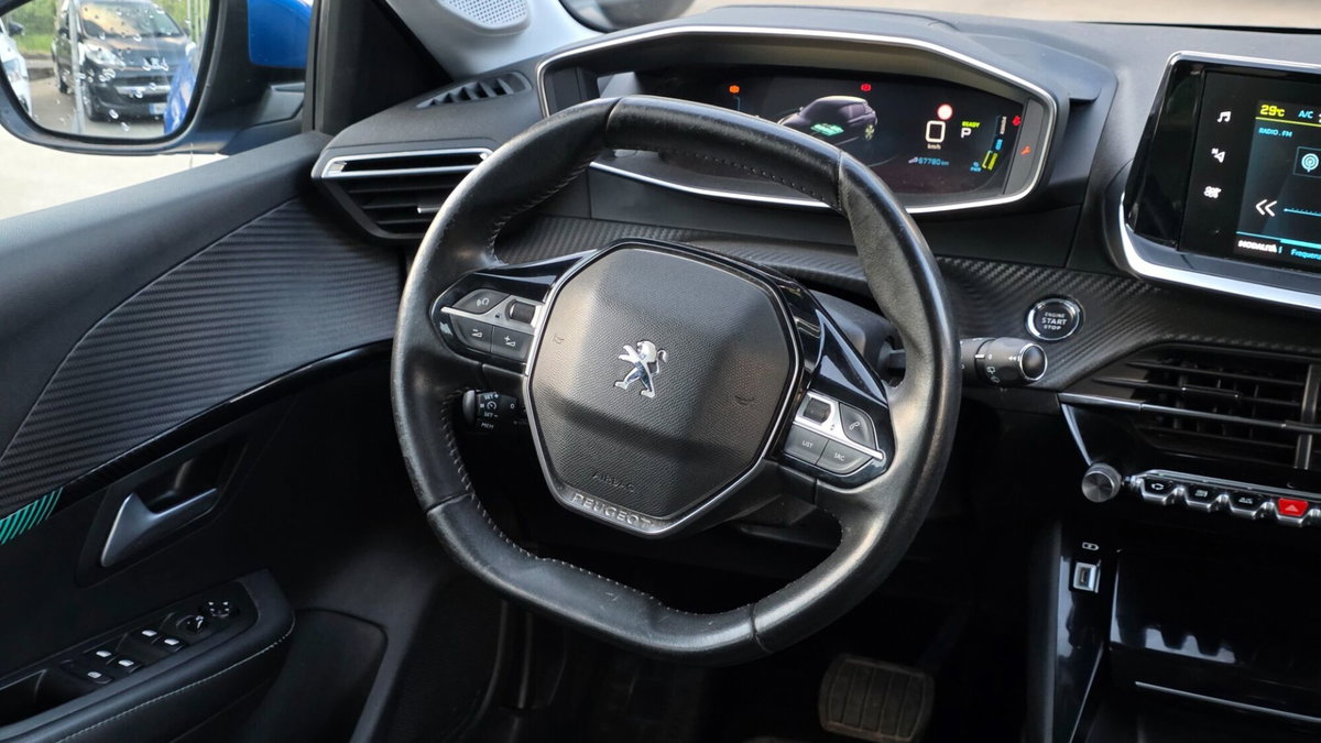 Peugeot 208 motore elettrico 136 CV 5 porte Allure Pack (15)