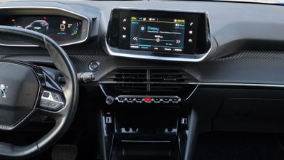 Peugeot 208 motore elettrico 136 CV 5 porte Allure Pack (16)