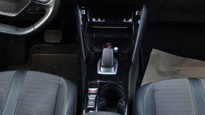 Peugeot 208 motore elettrico 136 CV 5 porte Allure Pack (17)
