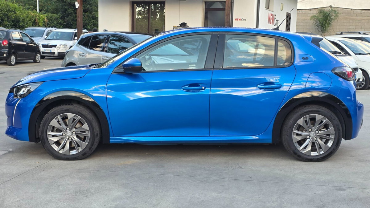 Peugeot 208 motore elettrico 136 CV 5 porte Allure Pack (4)