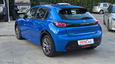 Peugeot 208 motore elettrico 136 CV 5 porte Allure Pack (5)
