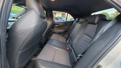 Toyota Corolla 2.0 Hybrid Style (13)