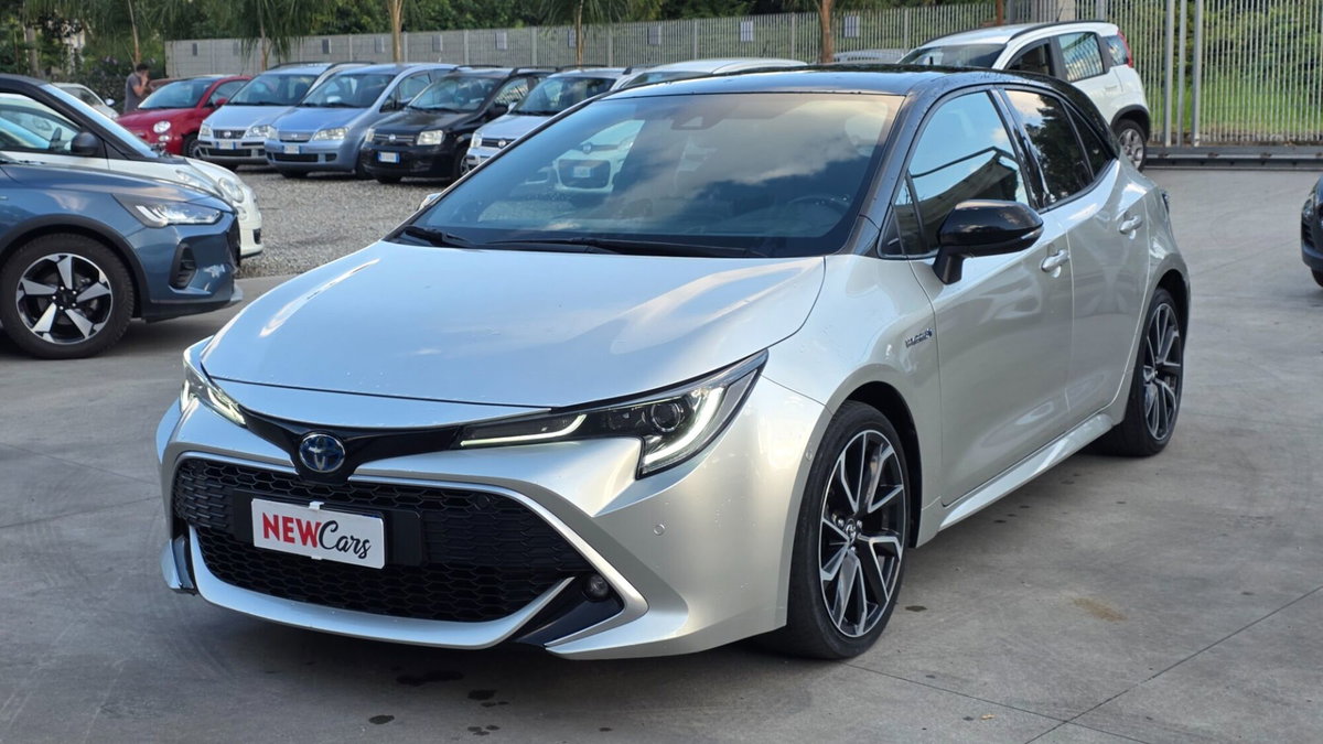Toyota Corolla 2.0 Hybrid Style (3)