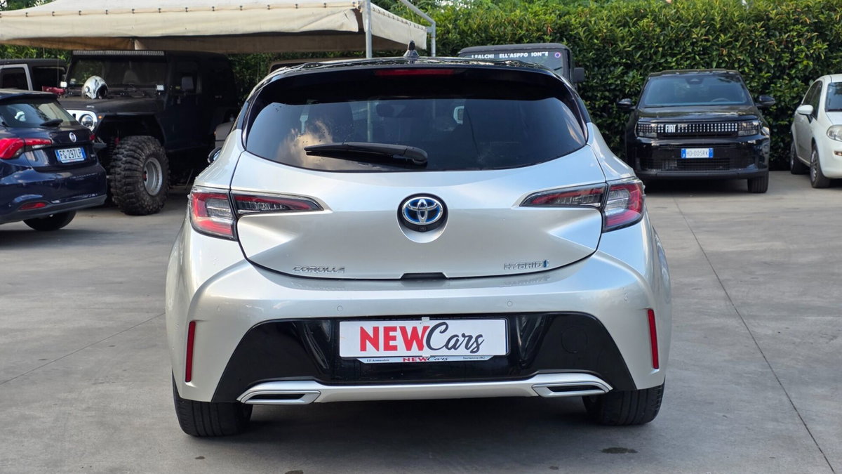Toyota Corolla 2.0 Hybrid Style (8)
